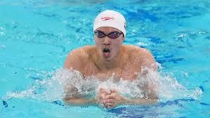 这种搓射费尔明确实踢不出来，他们两个感觉是互补的内马尔，姆巴