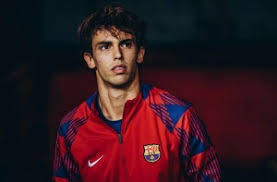 皇马维尼修斯关键进球助球队连胜