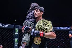 新作图标泄露！《生化危机9》封面出现＂年长版＂里昂!